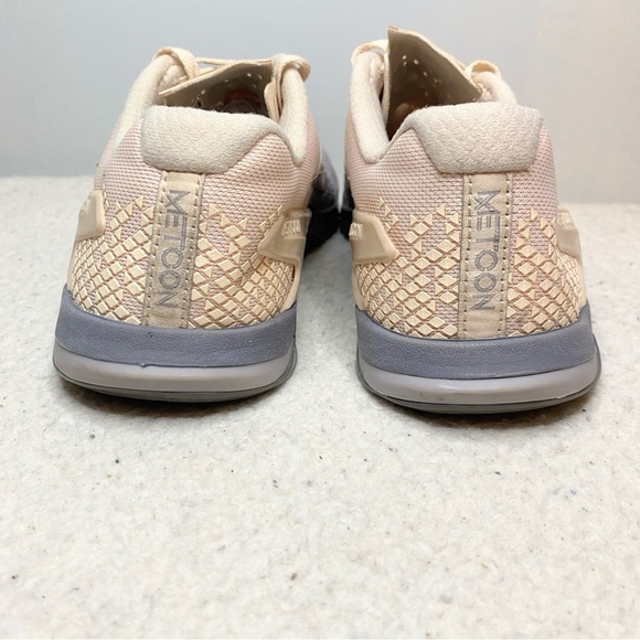 Nike Womens Metcon 4 XD AV2252-001 Gray Running Shoes Sneakers Size 8 - Picture 4 of 12